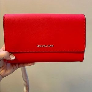 Pink Michael Kors purse/wristlet/clutch